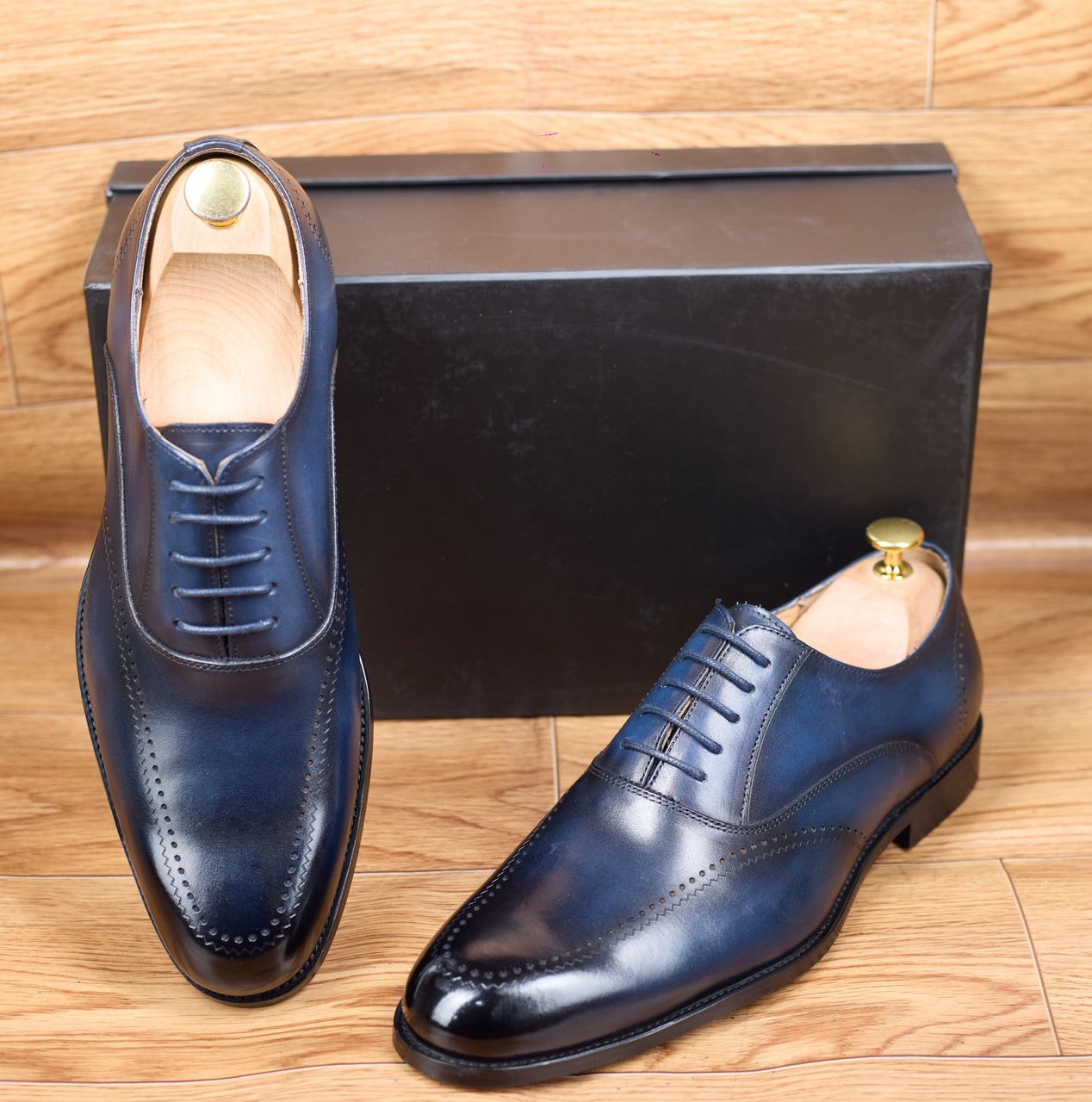 Souliers Richelieu pour homme en cuir bleu