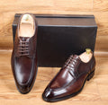 Derbies à plateau pour homme en cuir marron patiné.