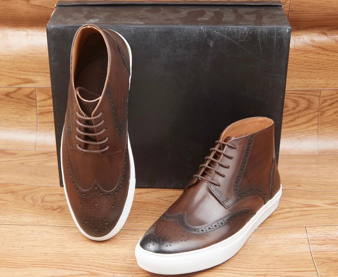Bottines hybrides de style bottine wingtip sneaker