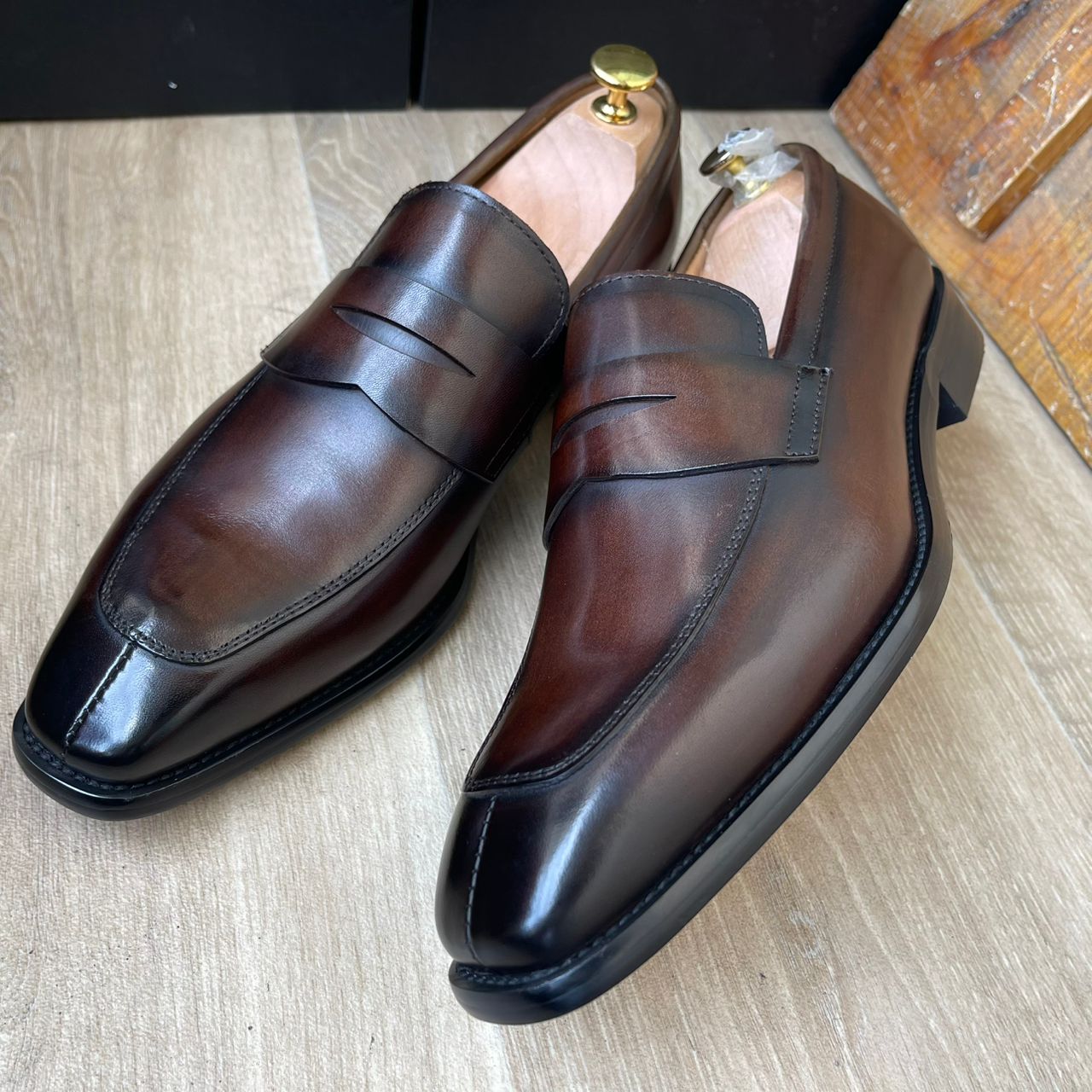 mocassin de type "Penny Loafer"