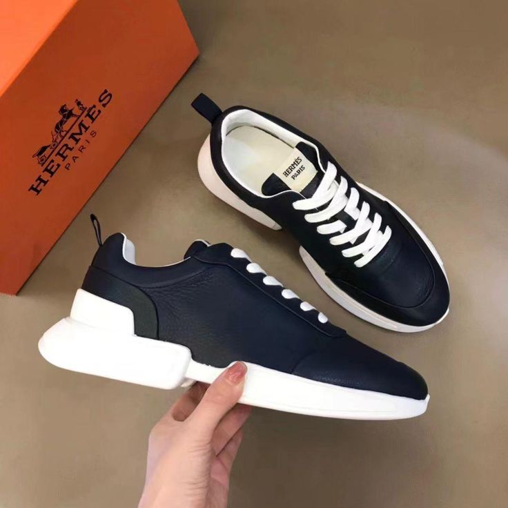 Sneaker Bouncing de la maison de luxe française Hermès.