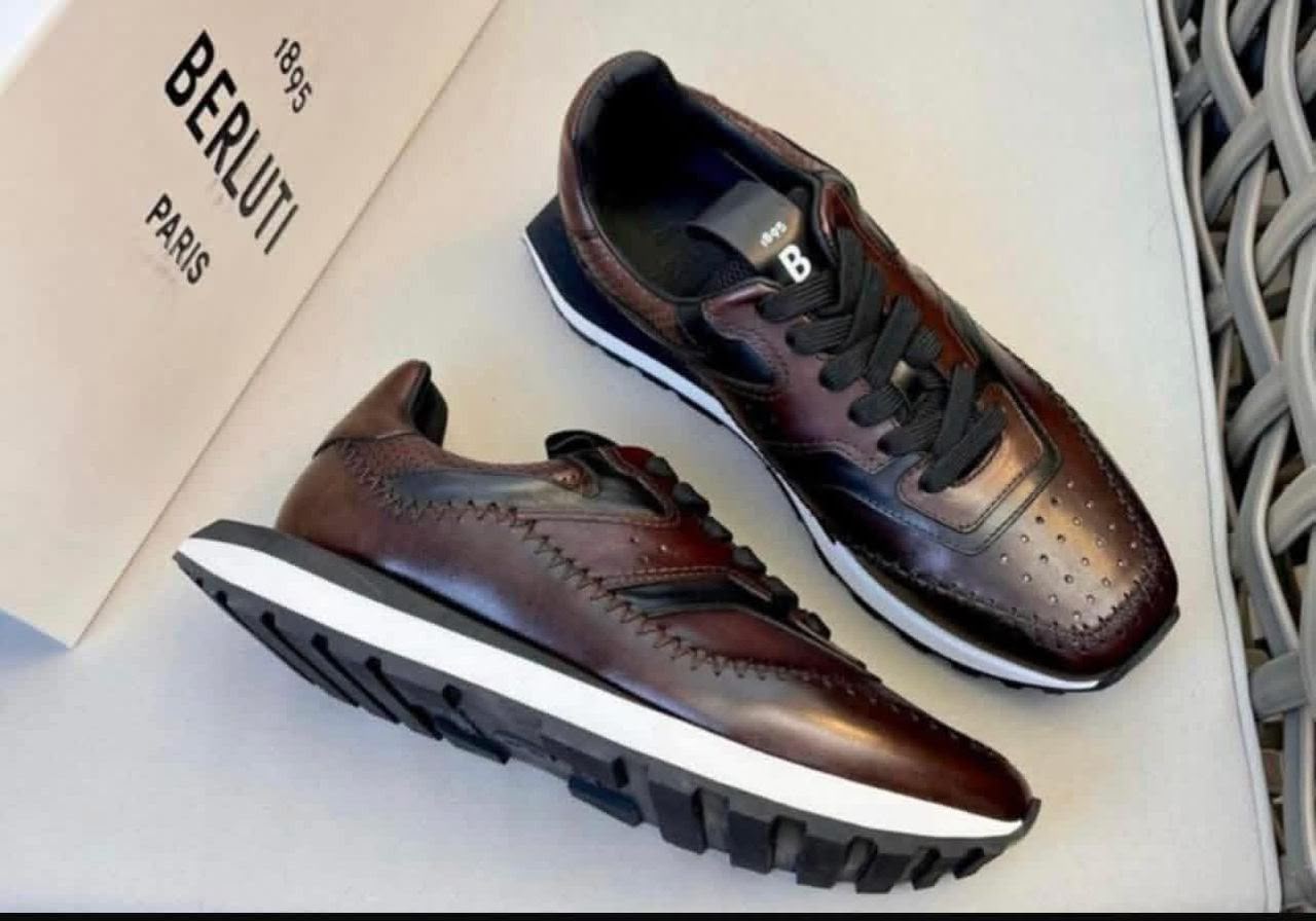 Basket « Fly » de la prestigieuse maison de luxe française Berluti.