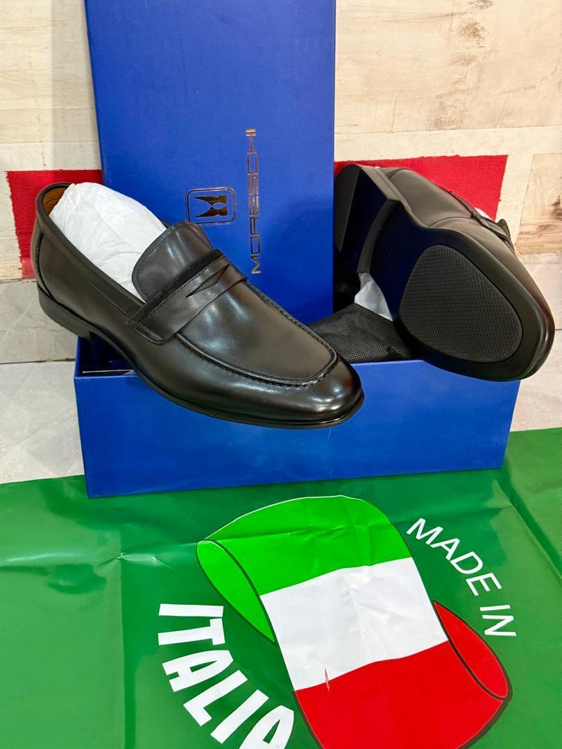 Mocassin "Penny Loafer" de la marque de luxe italienne Moreschi.