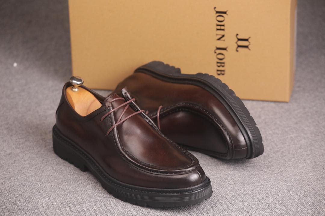 Chaussure derby de style tyrolien