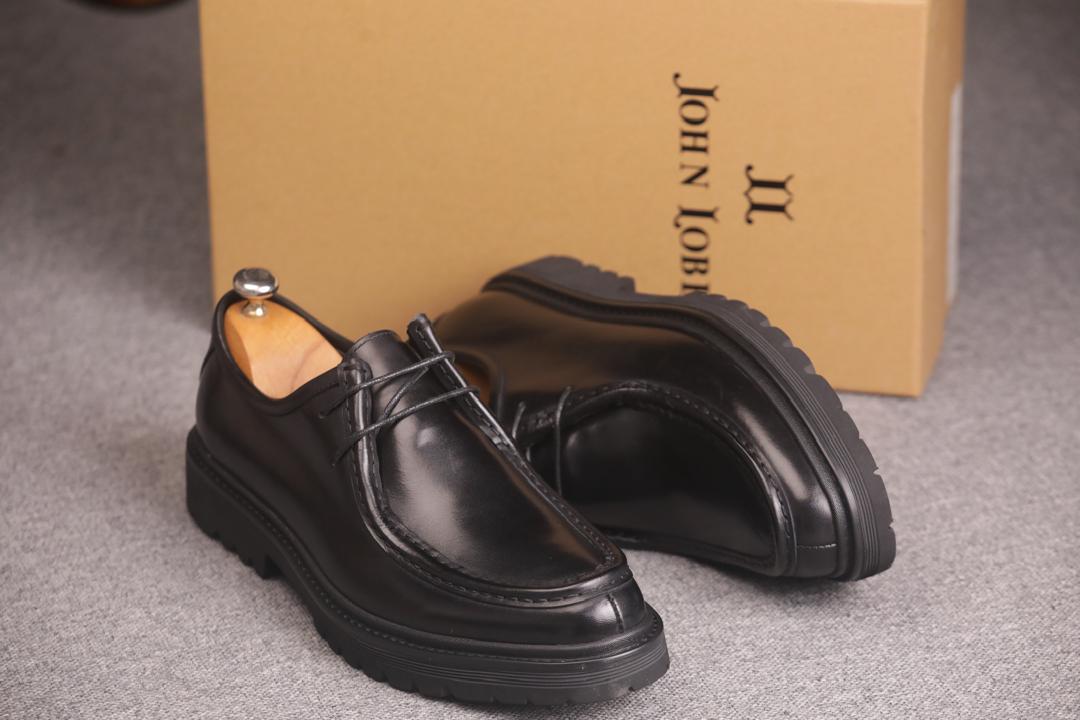 Chaussure derby de style tyrolien