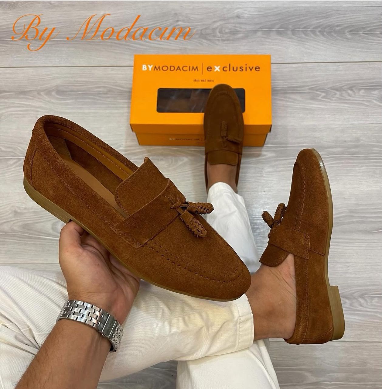 Mocassin à pampilles issu de la collection exclusive de la marque By Modacim